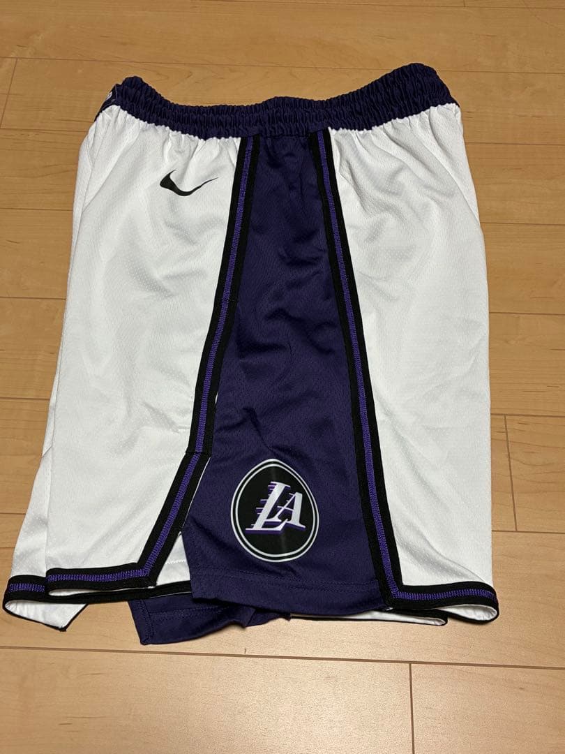 NIKE LOS ANGELES LAKERS バスケットボールパンツ