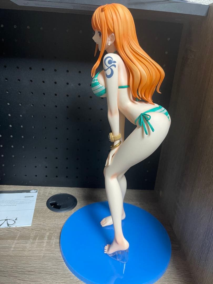 ONE PIECEナミ水着Ver. 1/4 スケールフィギュア