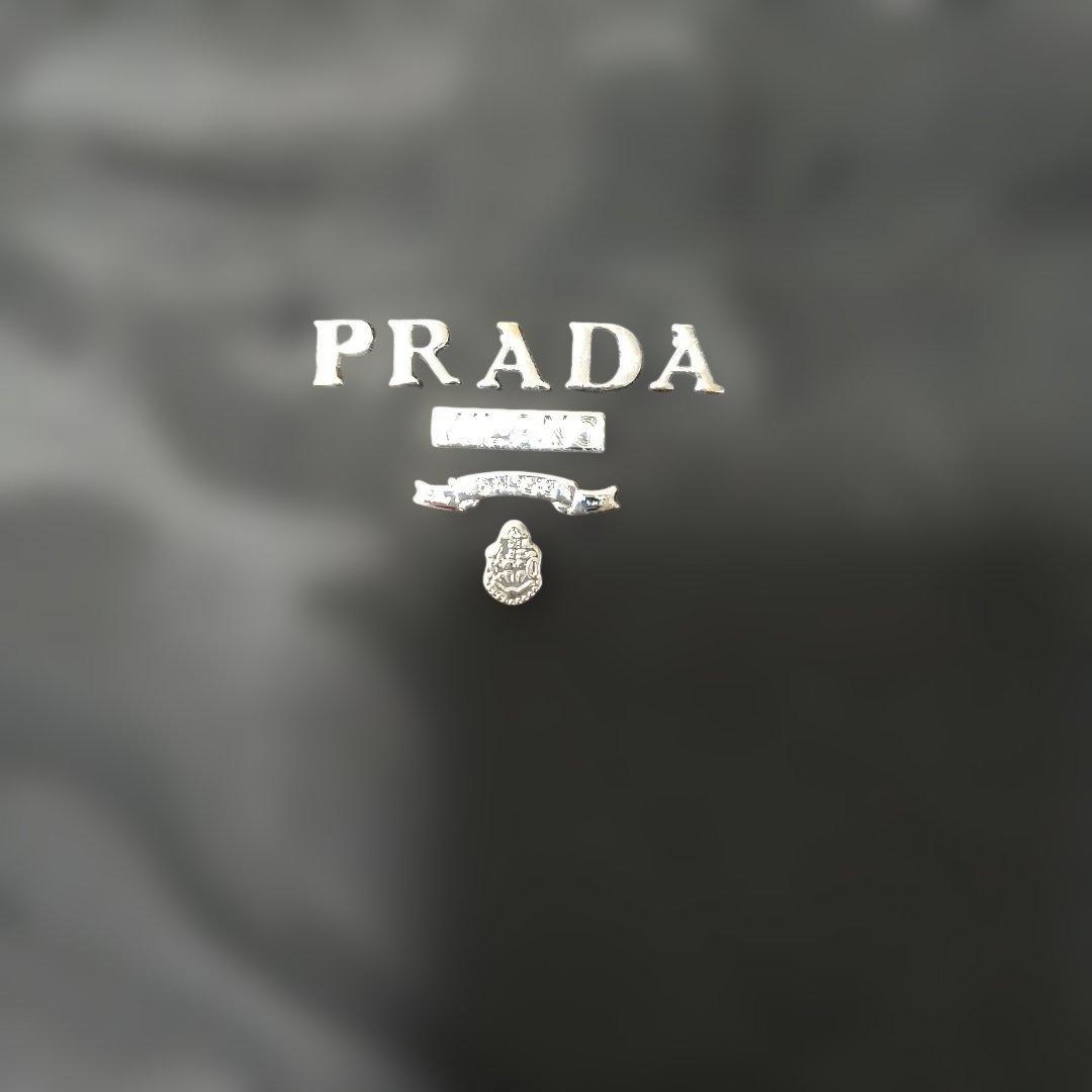 訳在りPRADAショルダーバッグサコッシュノベルティ