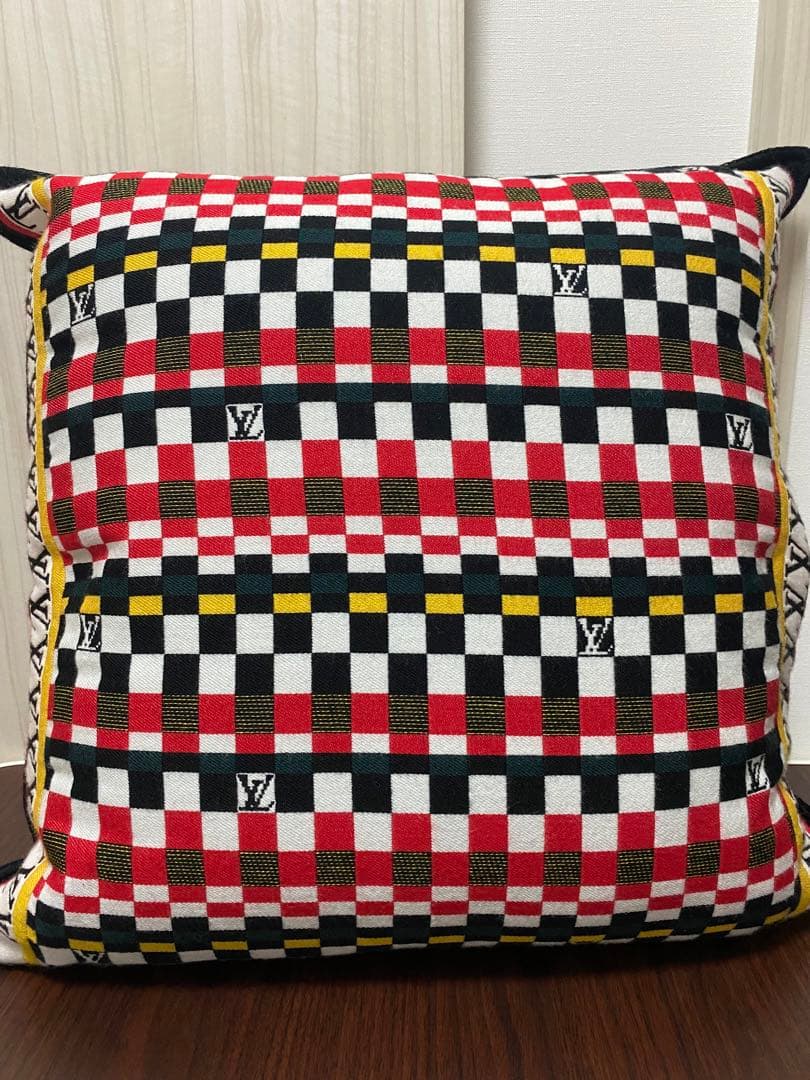 ⭐︎レア⭐︎ ルイヴィトン　未使用　新品　クッション&クッションカバー