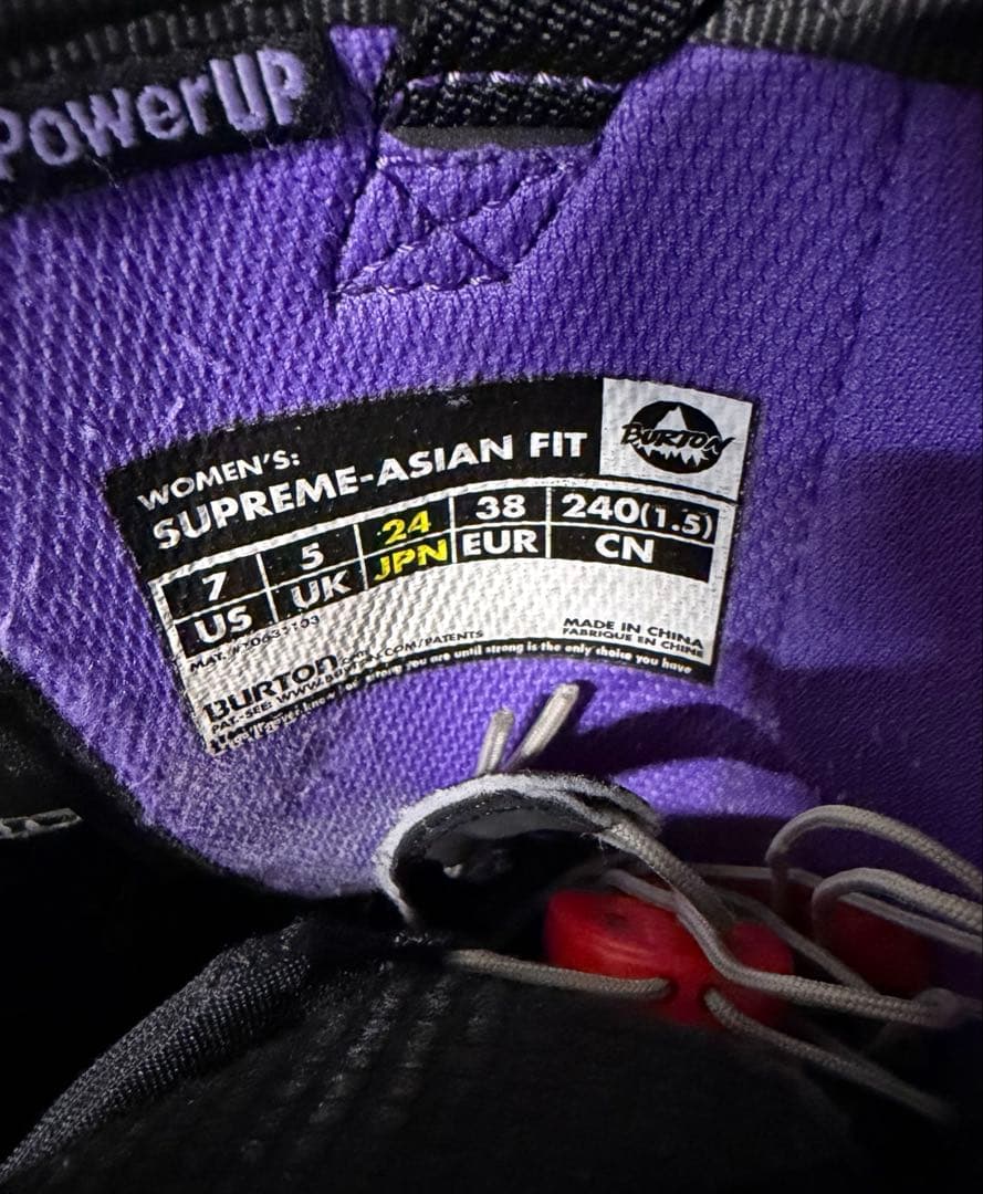 16-17 BURTON SUPREME ASIAN-FIT レディース24cm
