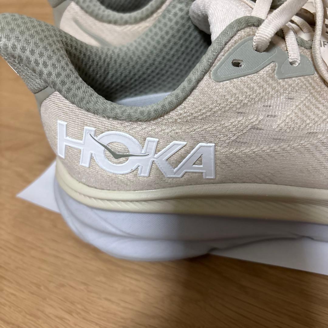 スパイク・シューズ HOKA CRIFTON9