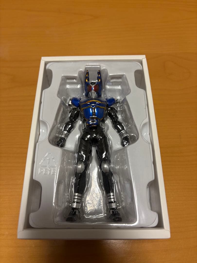 S.H.Figuarts 仮面ライダーガタック