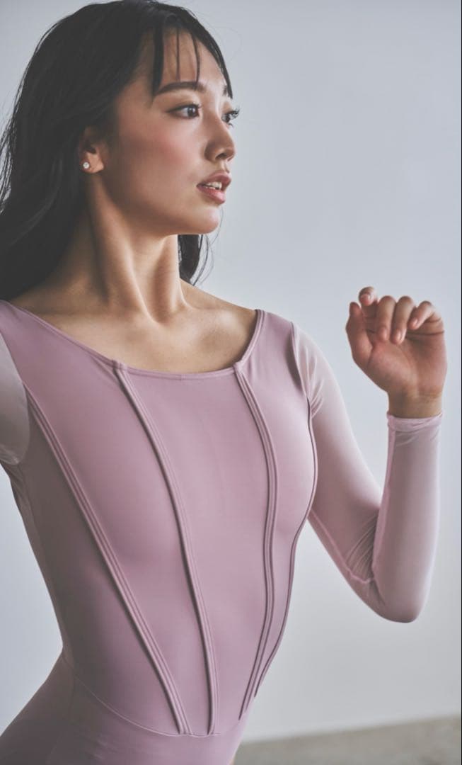 新品 スティナ stina Retune 大人気 レオタード M 完売品