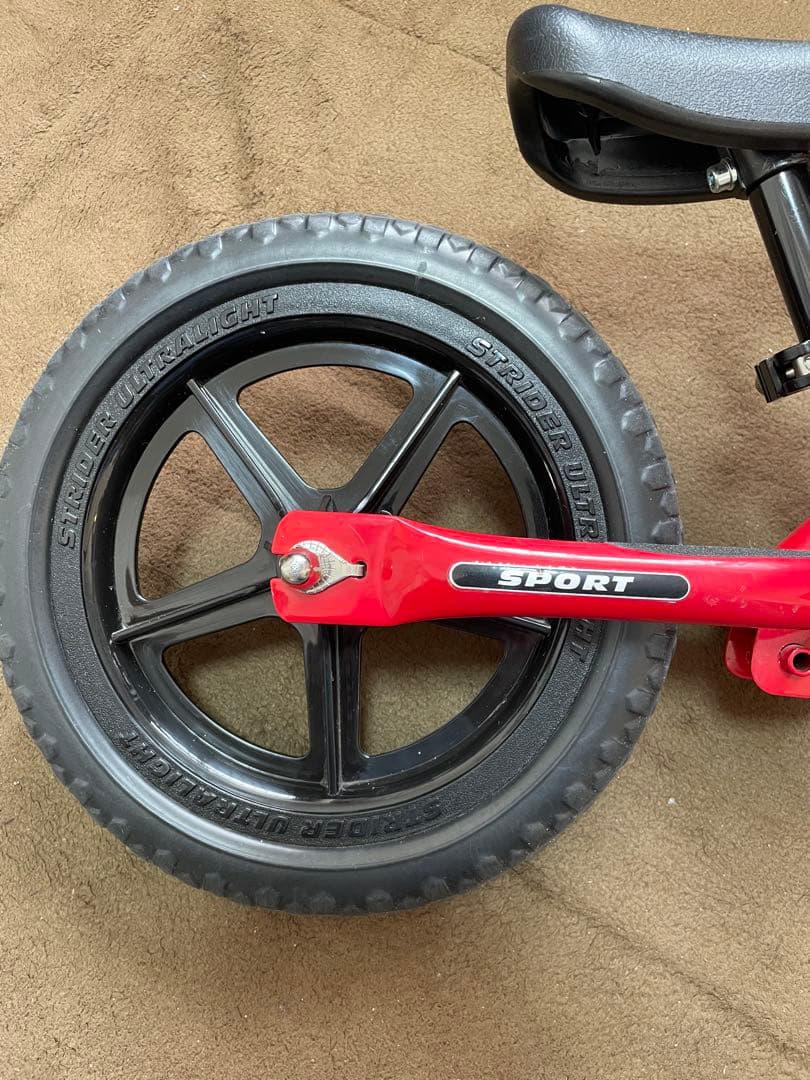 【日本正規品】STRIDER ストライダー SPORTS MODEL 赤