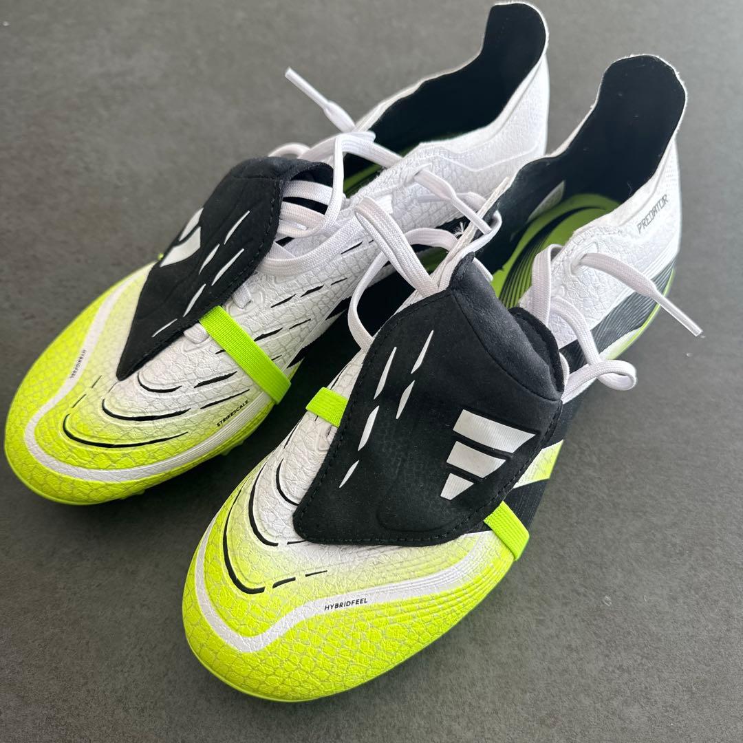 adidas プレデター　サッカースパイク新品 27.5cm