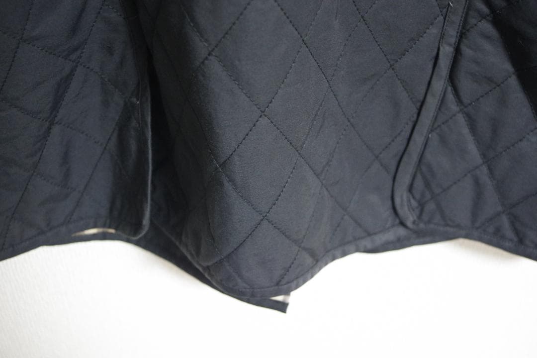 【美品】BURBERRY ネイビー キルティングジャケット M ノバチェック