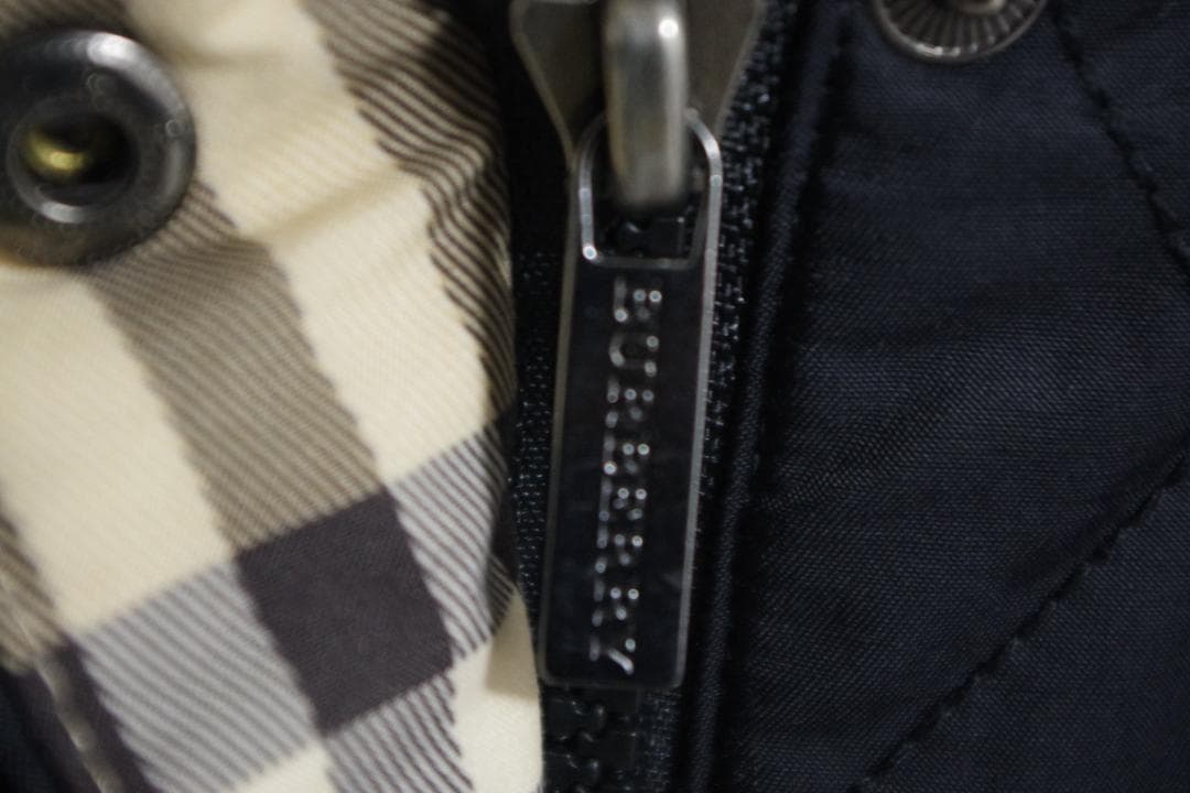 【美品】BURBERRY ネイビー キルティングジャケット M ノバチェック