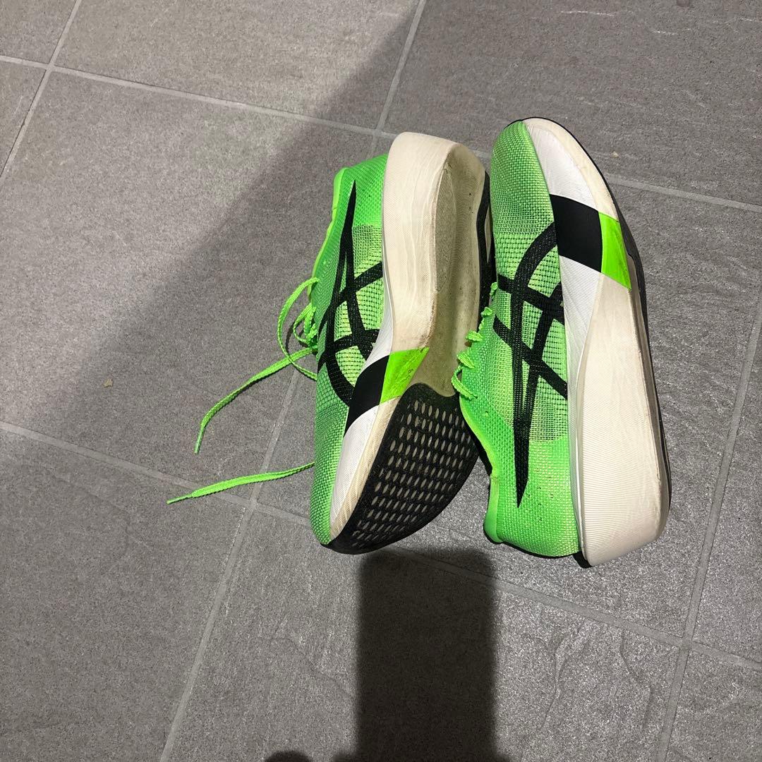 アシックス　メタスピードエッジTOKYO ２８㎝