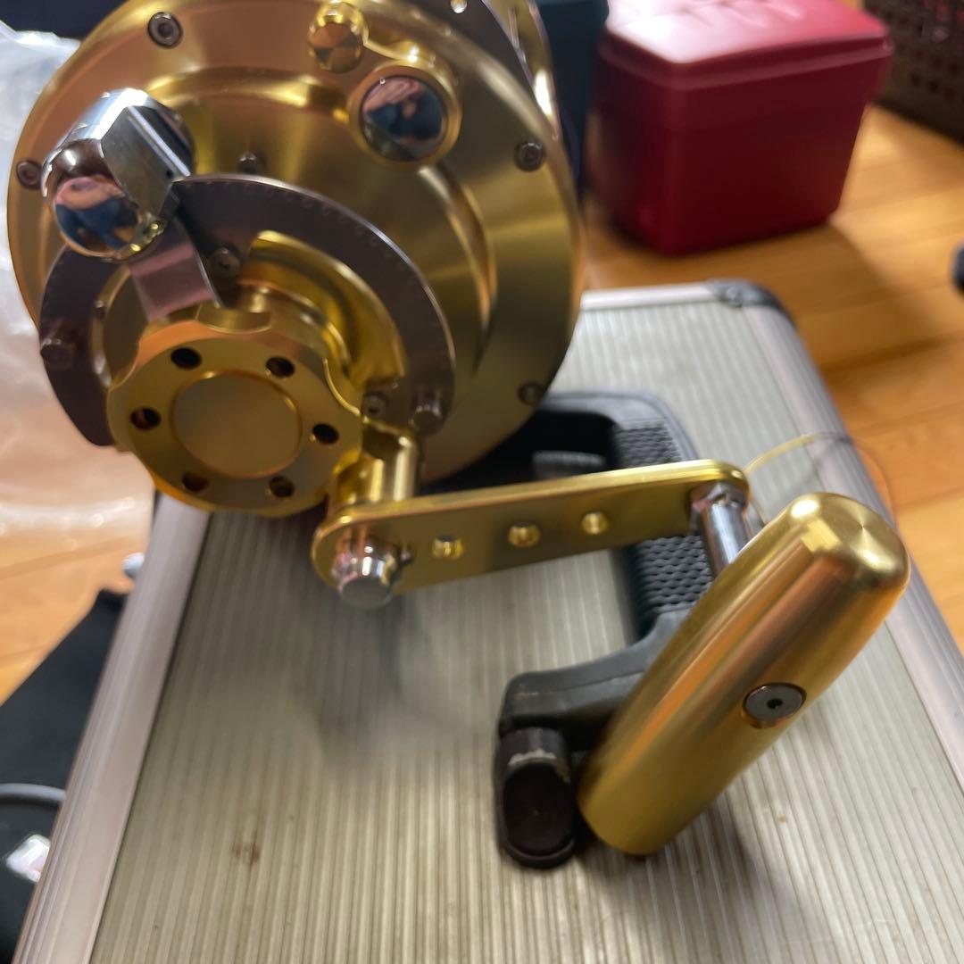 Daiwa MARINE POWER 3000 12V 電動リール　右巻き