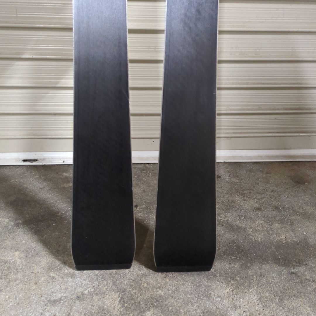 Nordica Dobermann SL 165cmスキー板 Ｒ＝13m