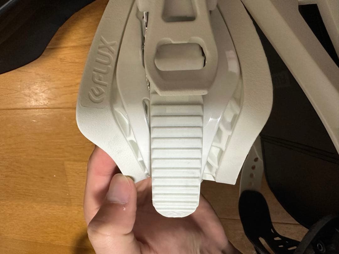 【美品】【期間限定】FLUX XF 24-25 Mサイズ