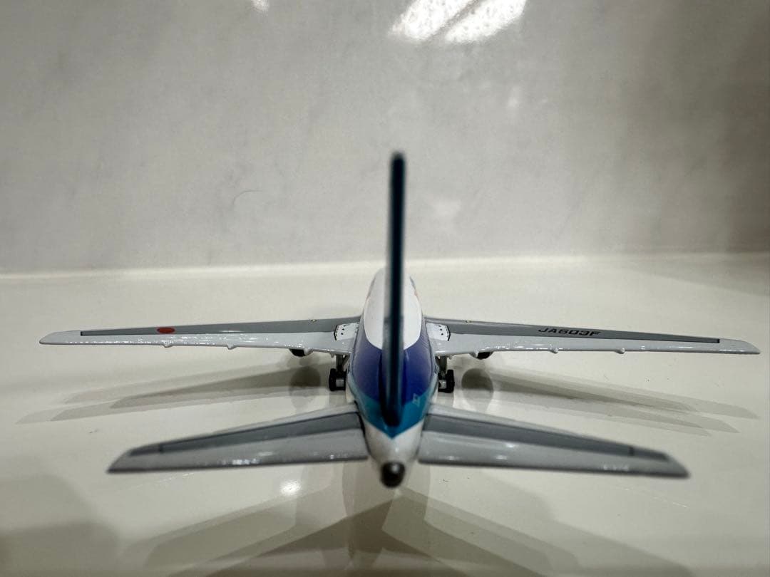 ANA/日本郵政公社 B767-381F 1:400ダイキャストモデル