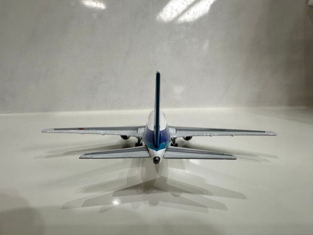 ANA/日本郵政公社 B767-381F 1:400ダイキャストモデル