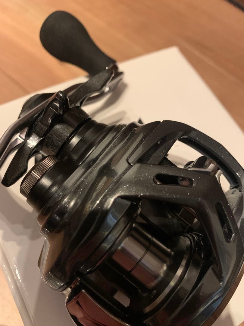 極美品　Daiwa 20 ADMIRA A 100XHL ダイワ ベイトリール