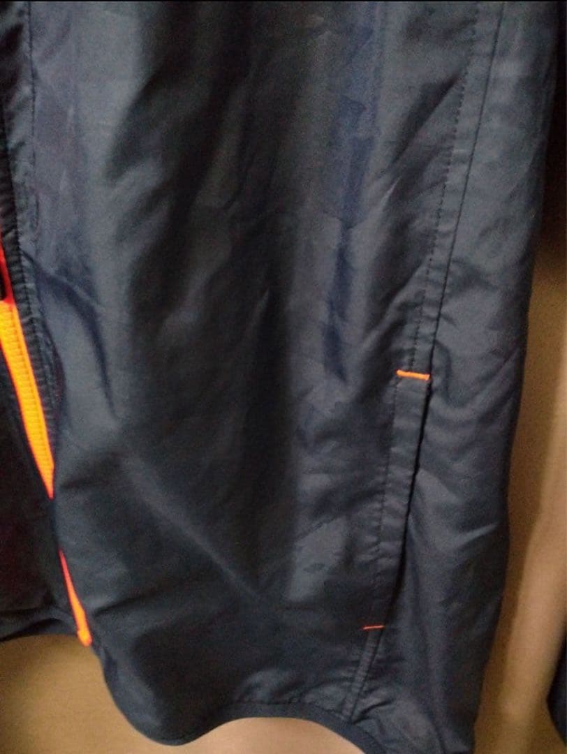 UNDER ARMOUR ナイロンジャケット XL