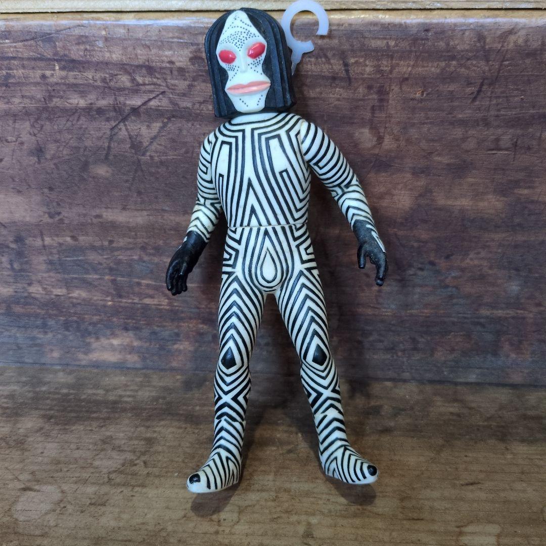 ウルトラマン　怪獣　 フィギュア 　8体セット