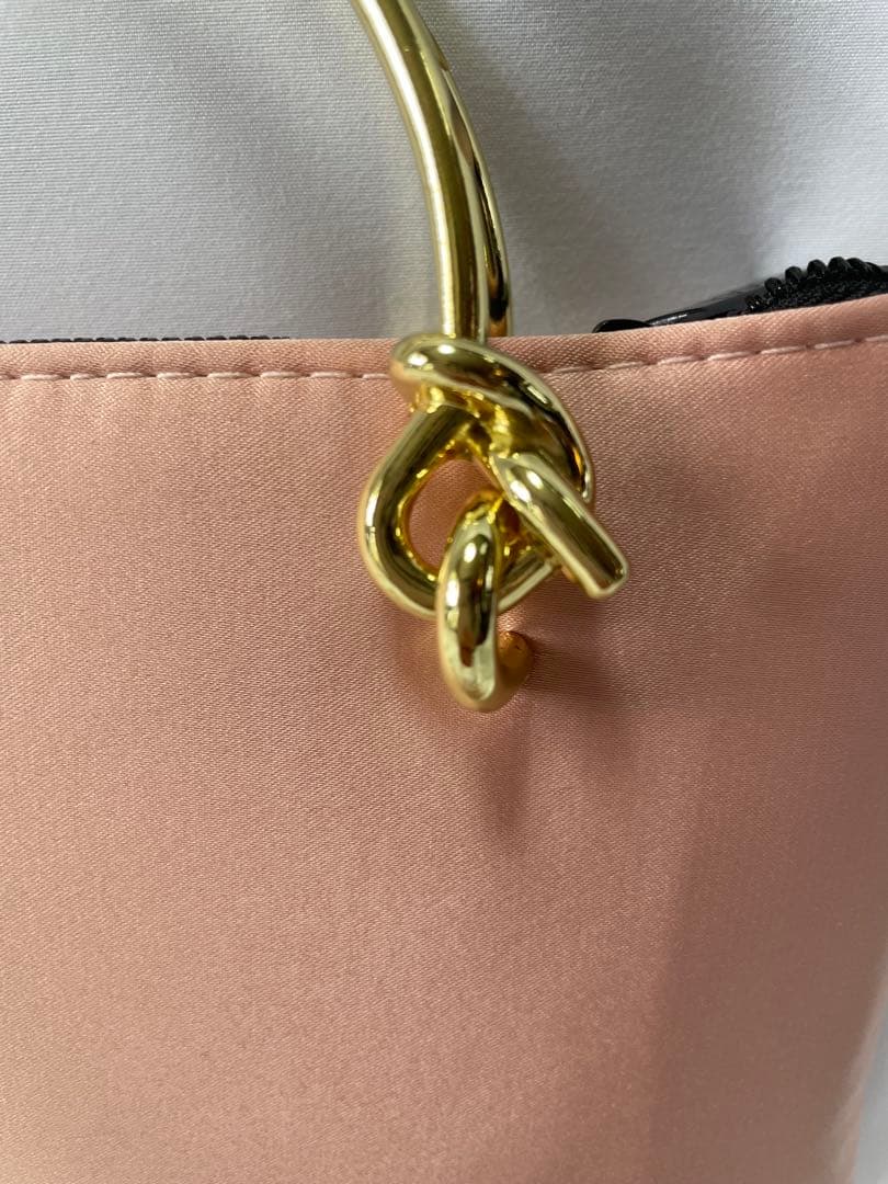 GUCCI ノベルティ　チェーンショルダーバッグ