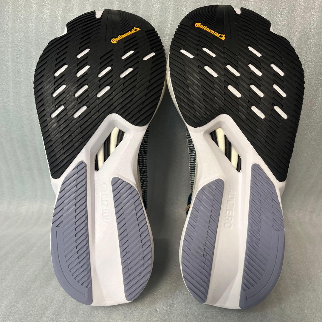 ✨新品・未使用・お値下げ✨アディダス　アディゼロ　ボストン12