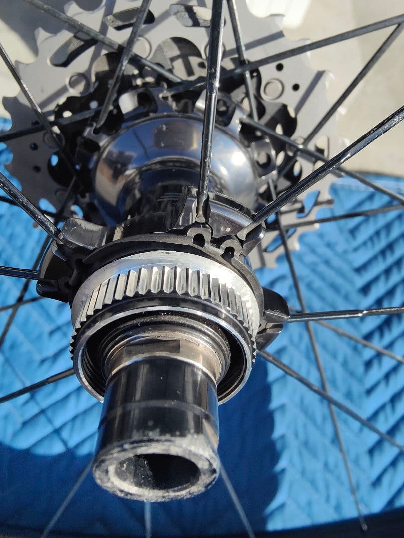 シマノデュラエースDURA-ACE WH-R9270-C36-TL DISC美品