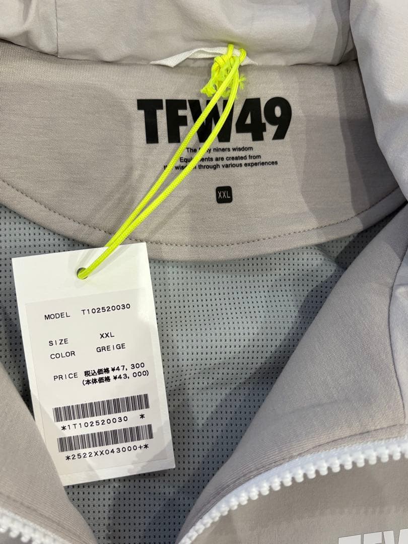 未使用タグ付き　TFW49 グレー XXL ジャケット T102520030