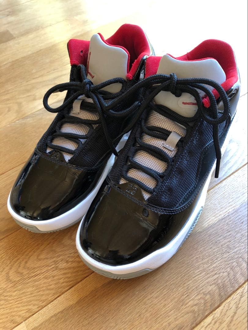 NIKE JORDAN MAX AURA 2 黒 赤 24cm 美品　バスケ