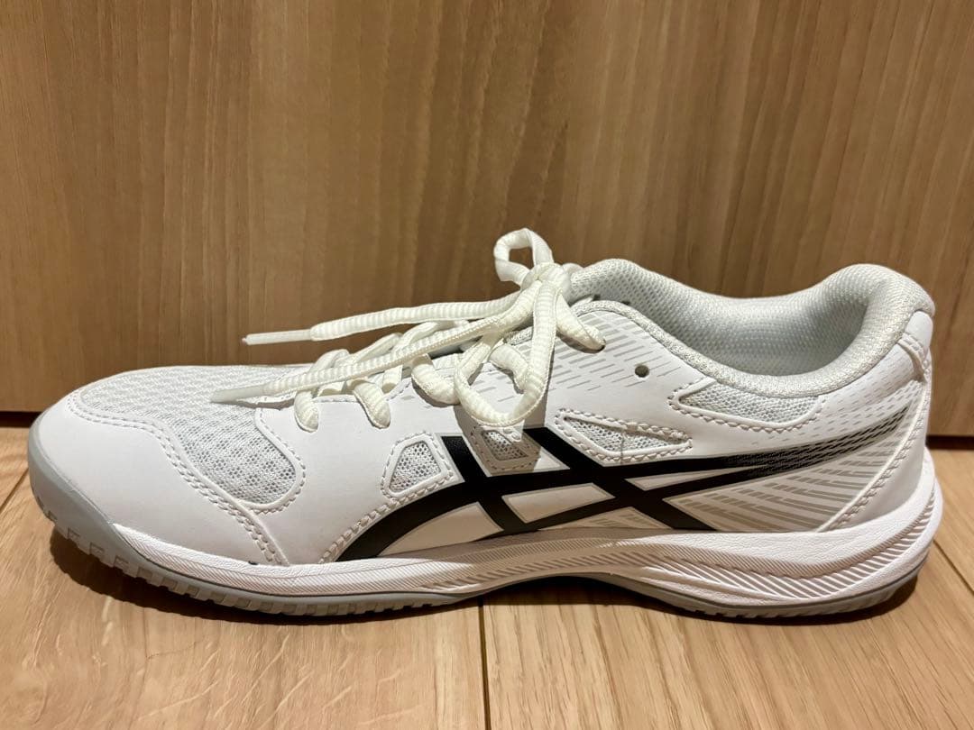 【値下げ】アシックス　バレーボールシューズ UPCOURT 6 GS ジュニア
