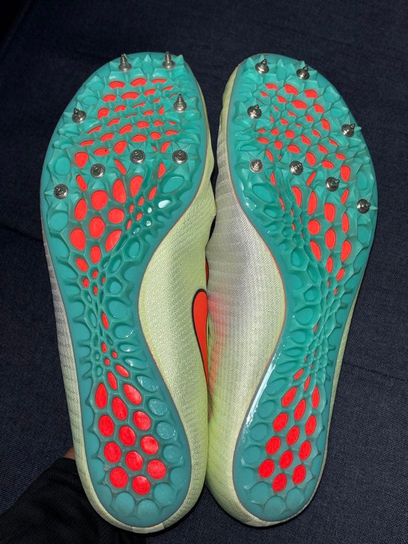 スパイク・シューズ Nike zoom JAFLY