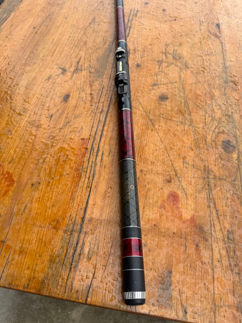 CARBON WHISKER 磯竿 １号 48ブラック/レッド