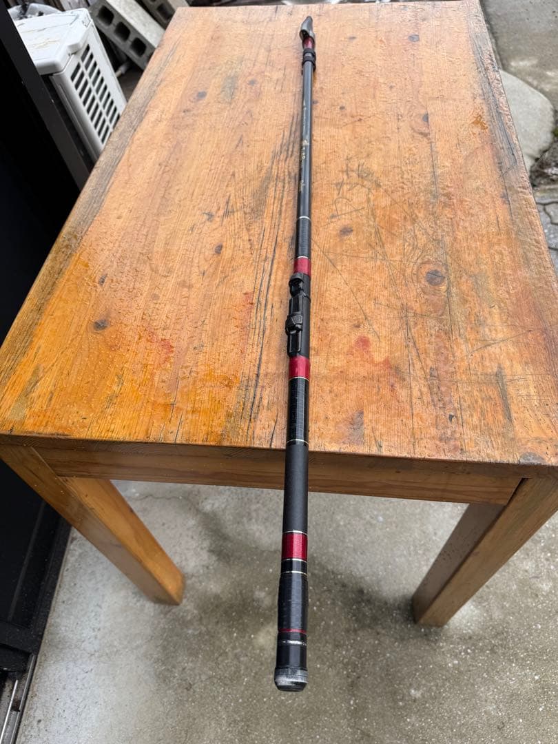 CARBON WHISKER 磯竿 １号 48ブラック/レッド