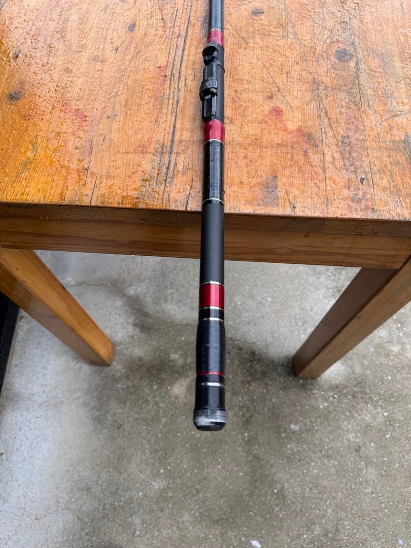 CARBON WHISKER 磯竿 １号 48ブラック/レッド