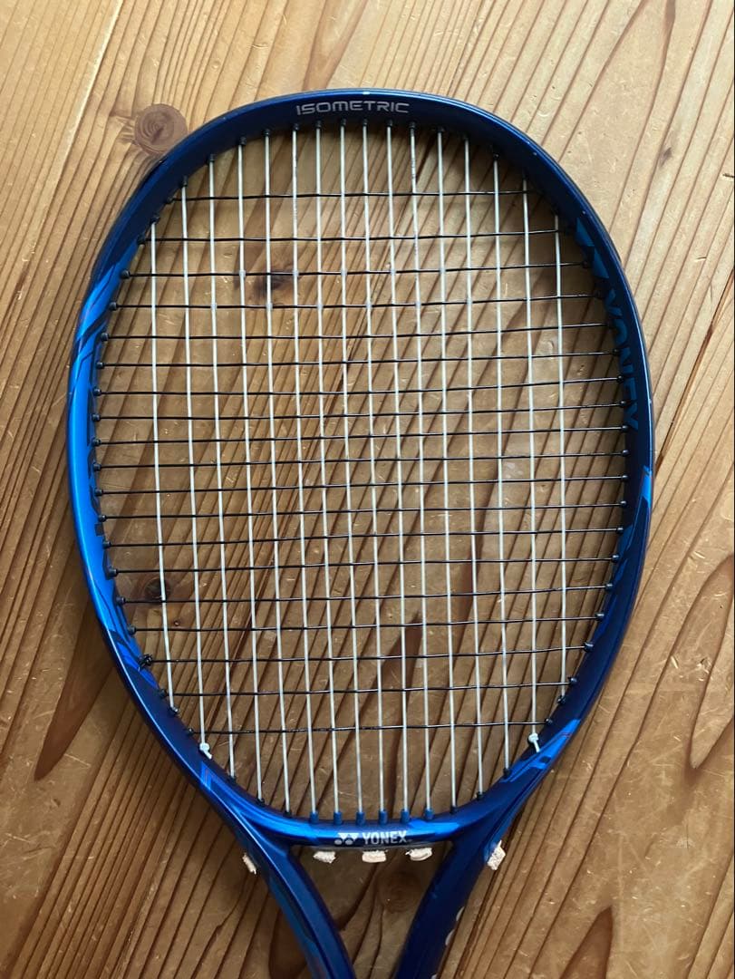 国内正規品　ヨネックス　イーゾーン　105 G1 ダブルス最強！