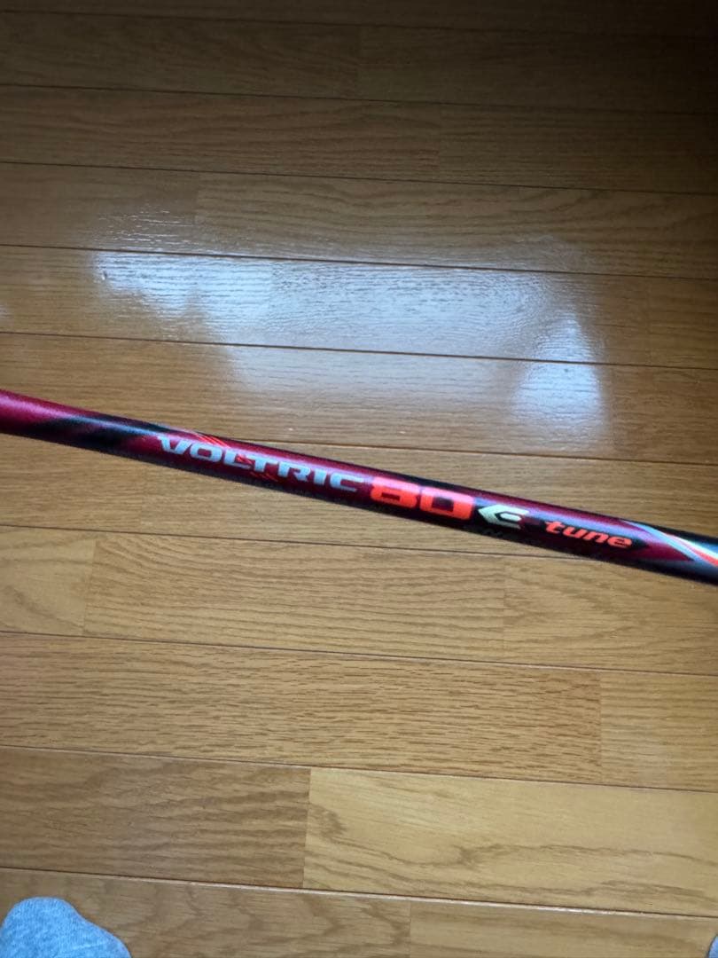 Voltric 80 E-tune バドミントンラケット