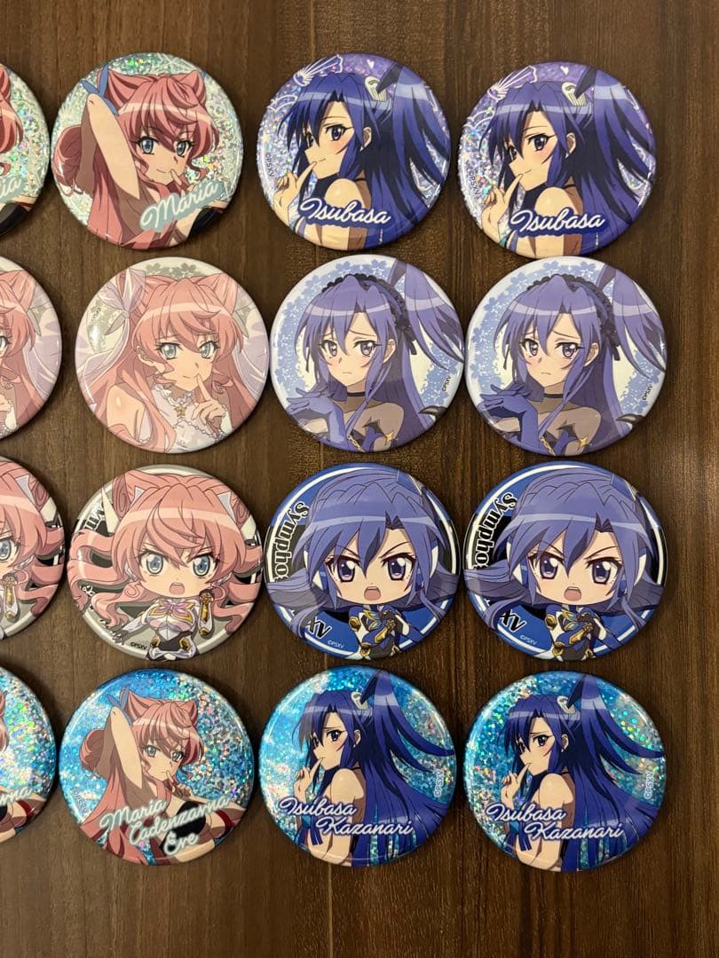 【超希少】戦姫絶唱シンフォギア 缶バッジ まとめ売り 48個セット