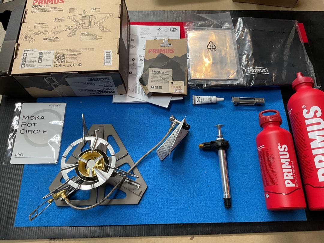 PRIMUS OMNI FUELマルチ燃料ストーブ新品未使用未点火付属品多数付き