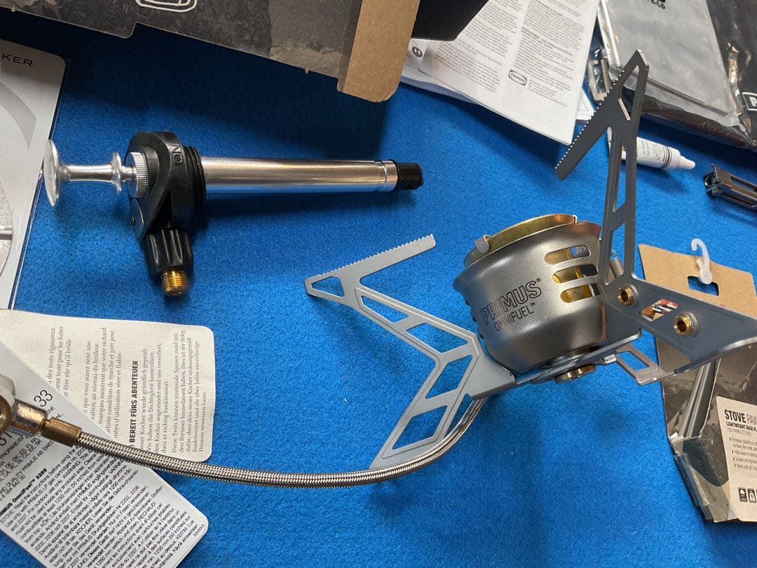 PRIMUS OMNI FUELマルチ燃料ストーブ新品未使用未点火付属品多数付き