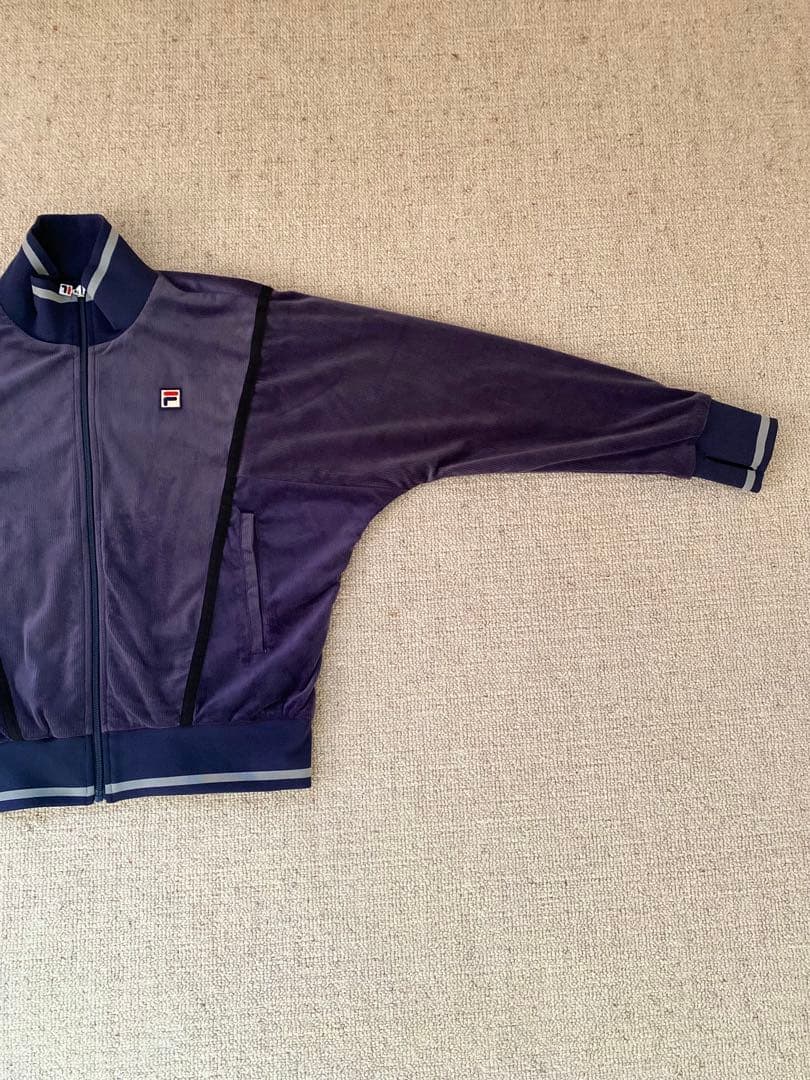 FILA ネイビージップアップジャケット