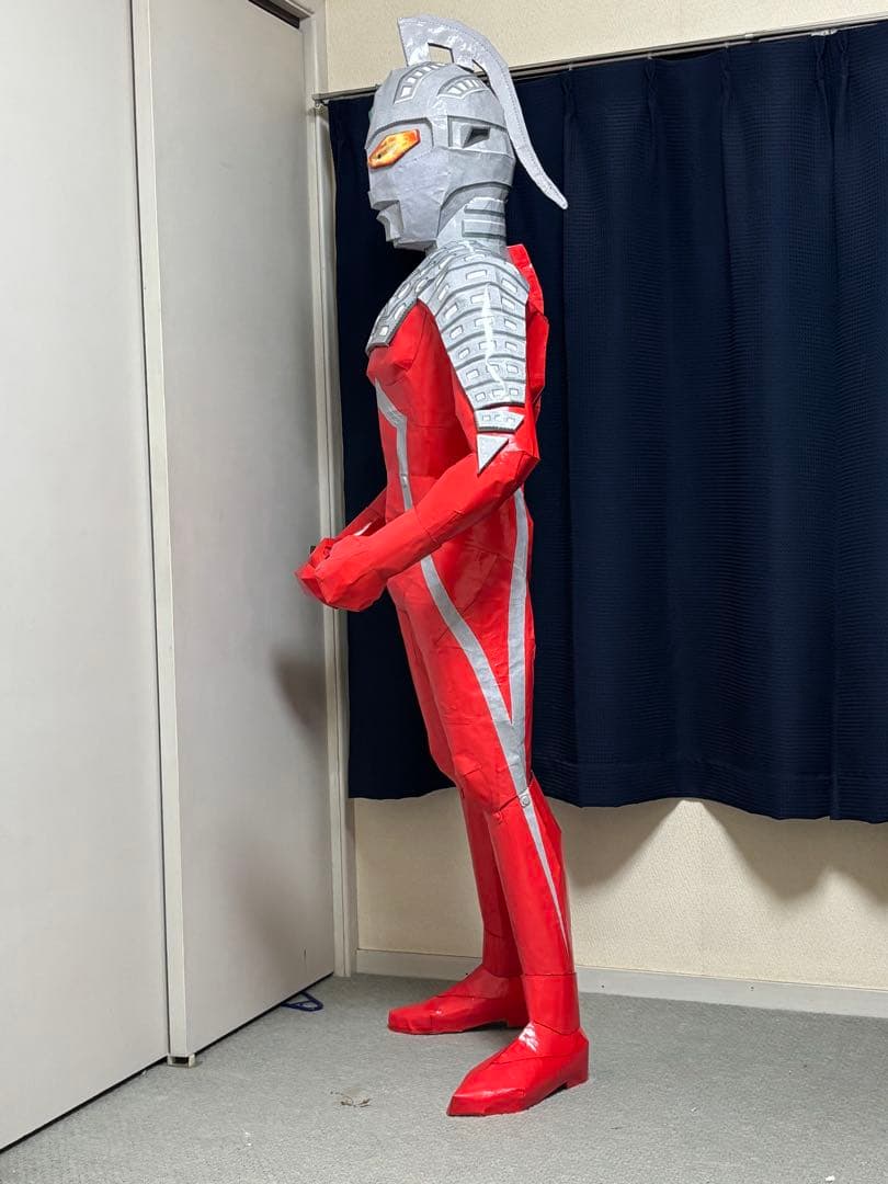 ウルトラセブン 等身大ペーパークラフト 完成品 178cm 特大サイズ ニス仕上