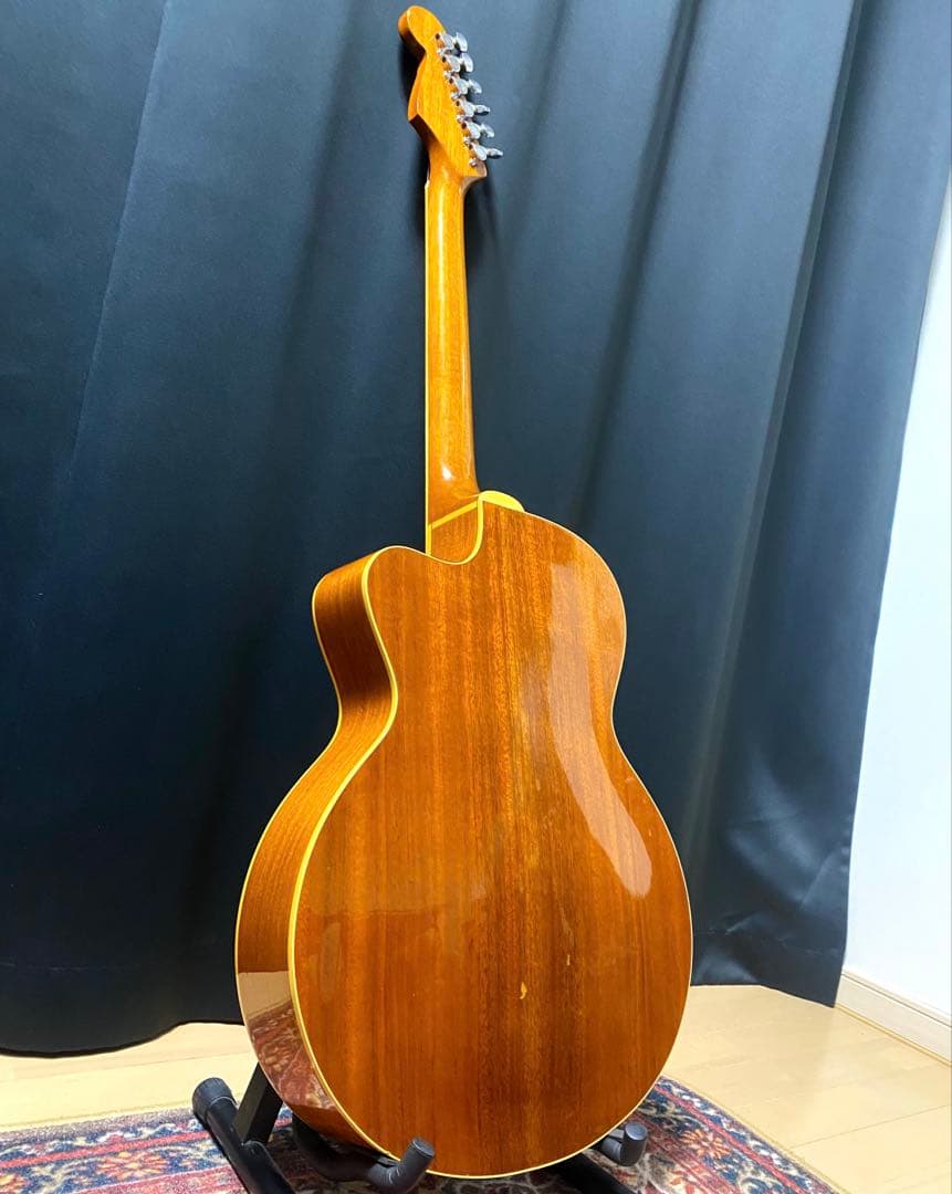 Fender アコースティックギター カッタウェイ エレアコ