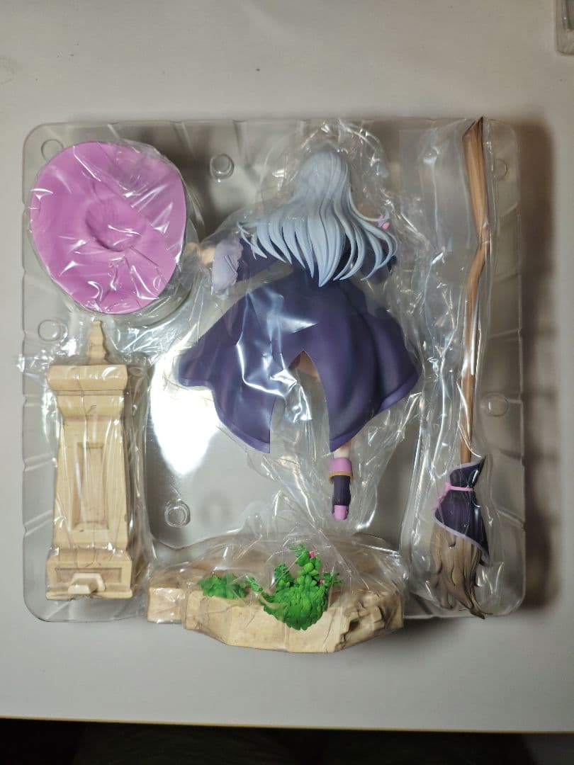 【本体美品】PROOF 魔女の旅々 イレイナ 1/7 フィギュア 開封品 箱傷み