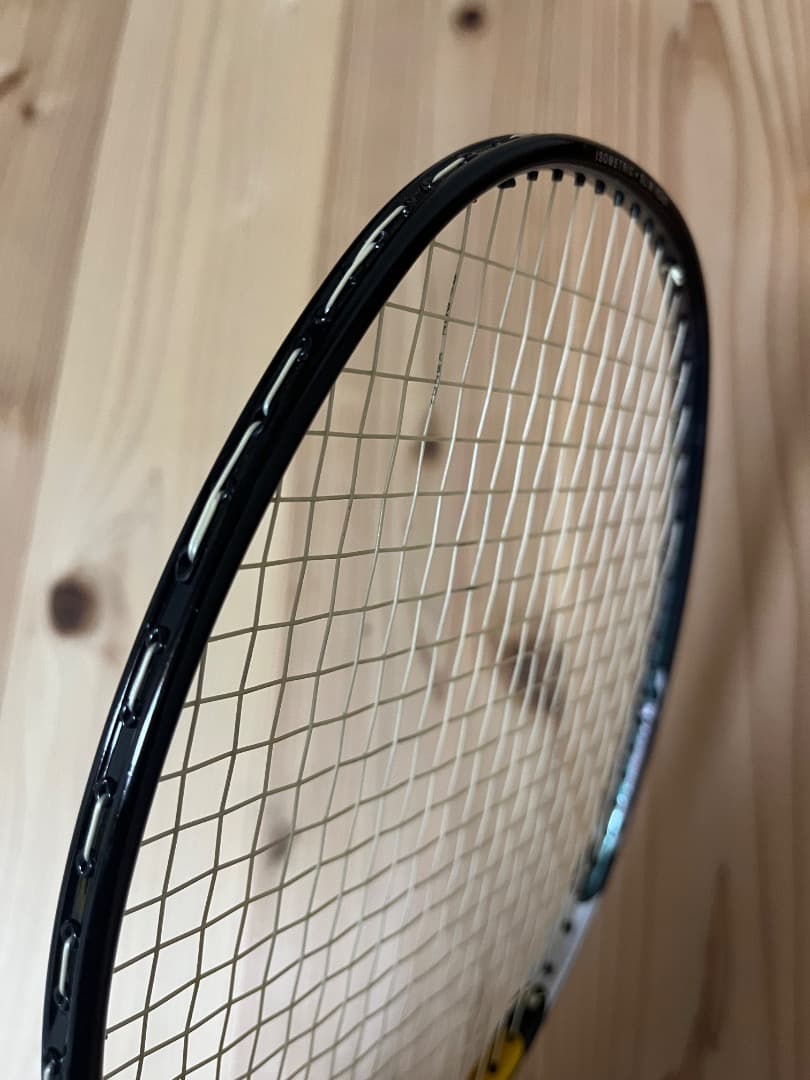美品YONEX ヨネックスNANOSPEEDナノスピード8000後期廃番