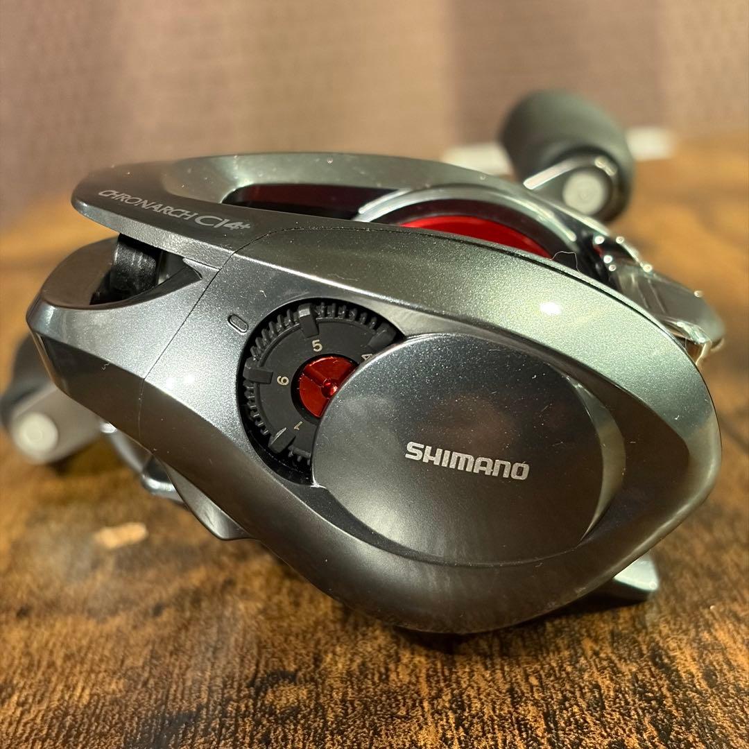 【美品】シマノ　C14クロナーク7.6:1 150HG 右ハンドル