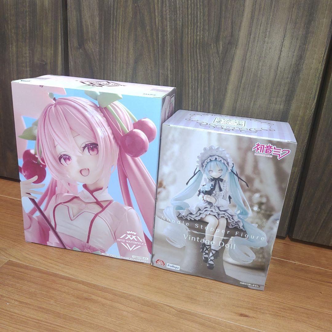 初音ミク フィギュア 雪ミク クロミ　ヴィンテージドール　amp　青薔薇 まとめ