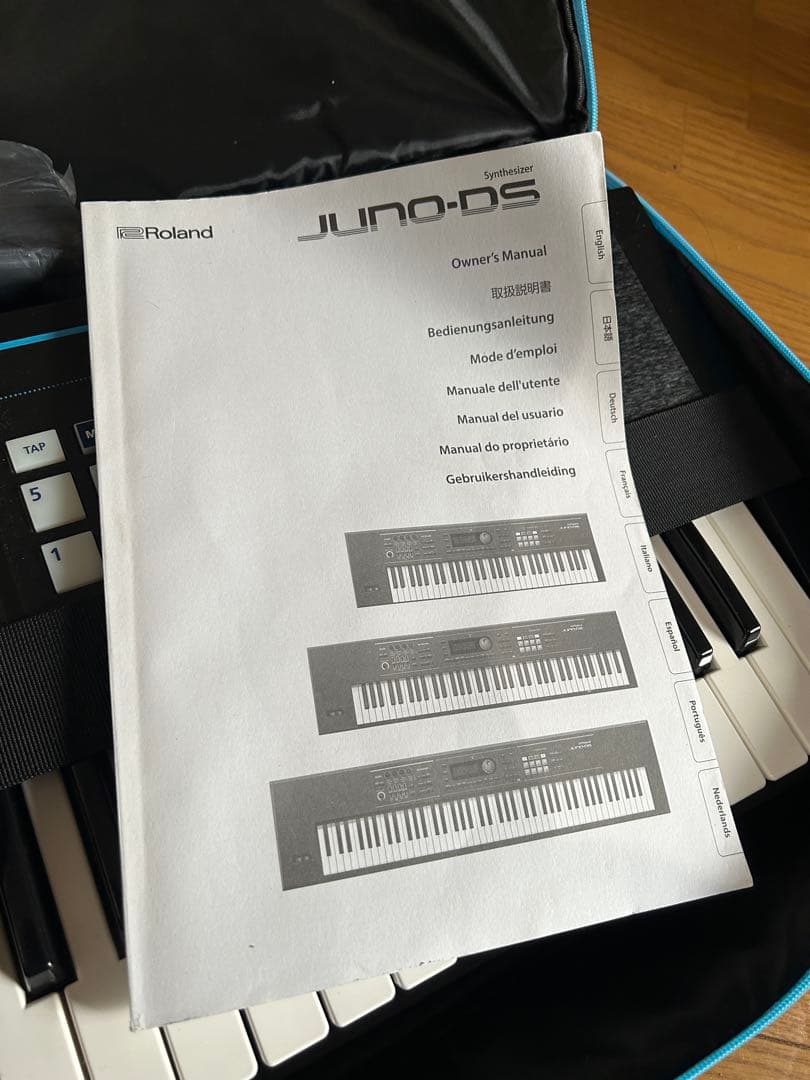 Roland JUNO-DS61 シンセサイザー
