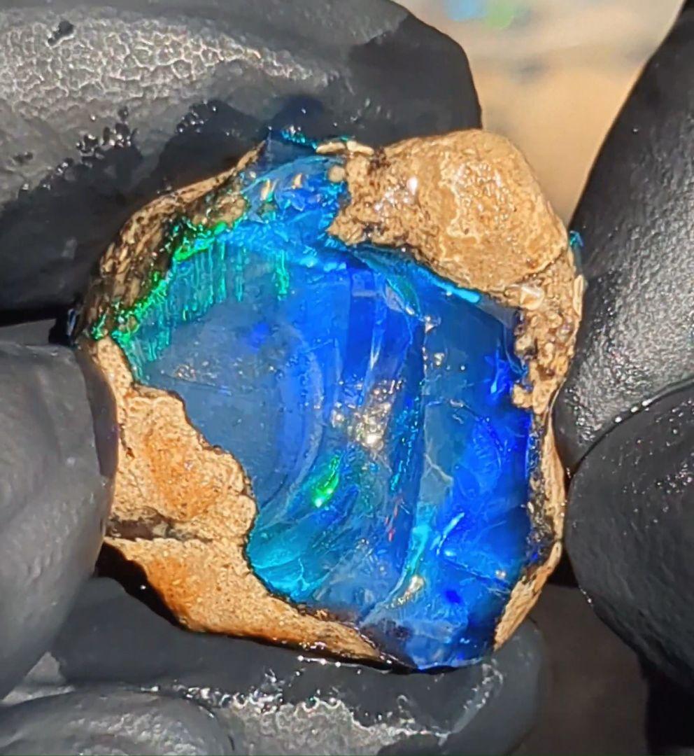 【20ct】エチオピア　オパール　原石　天然石　鉱物　標本　鉱石　ブルー