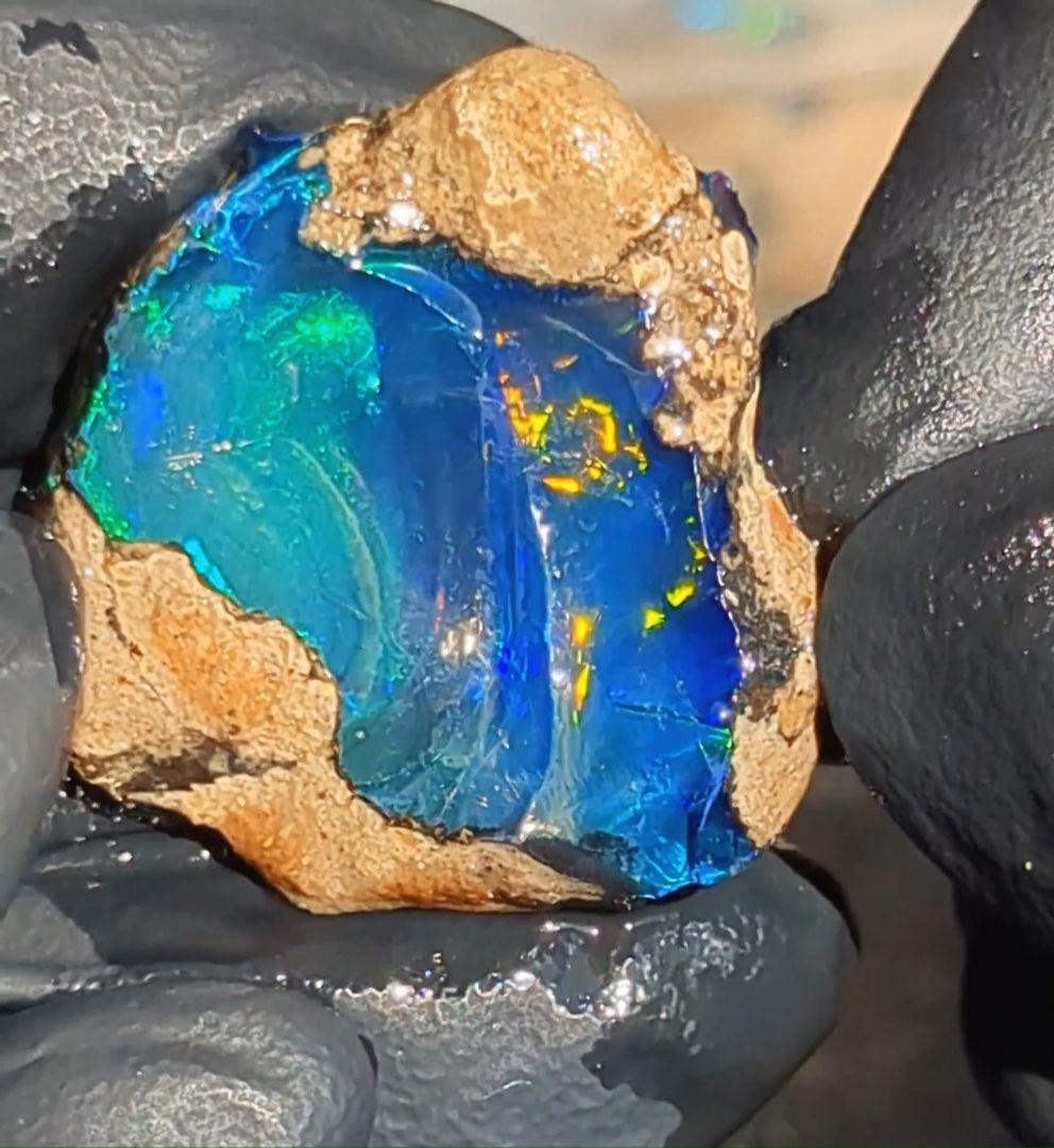 【20ct】エチオピア　オパール　原石　天然石　鉱物　標本　鉱石　ブルー