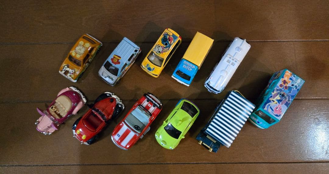 【美品】トミカ ディズニーモータース　11台セット
