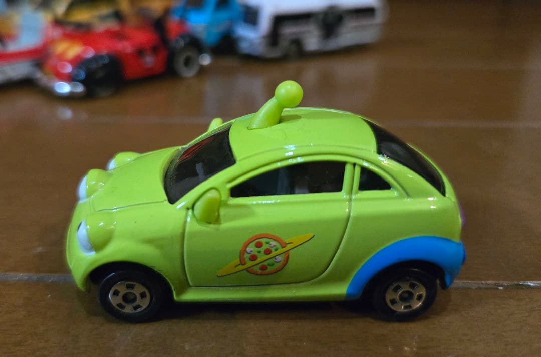 【美品】トミカ ディズニーモータース　11台セット