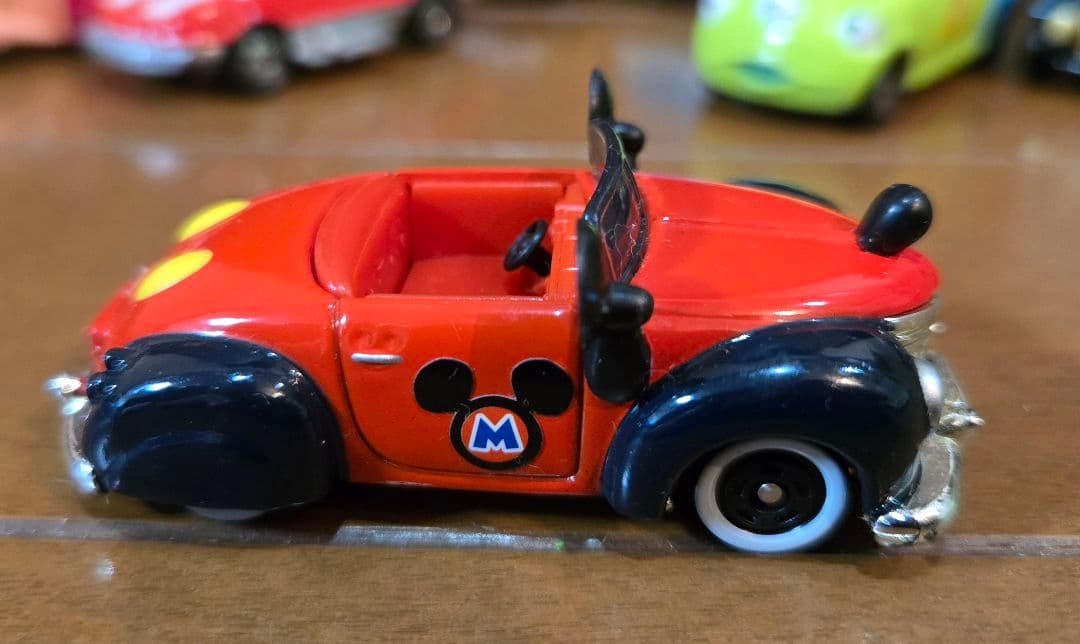 【美品】トミカ ディズニーモータース　11台セット