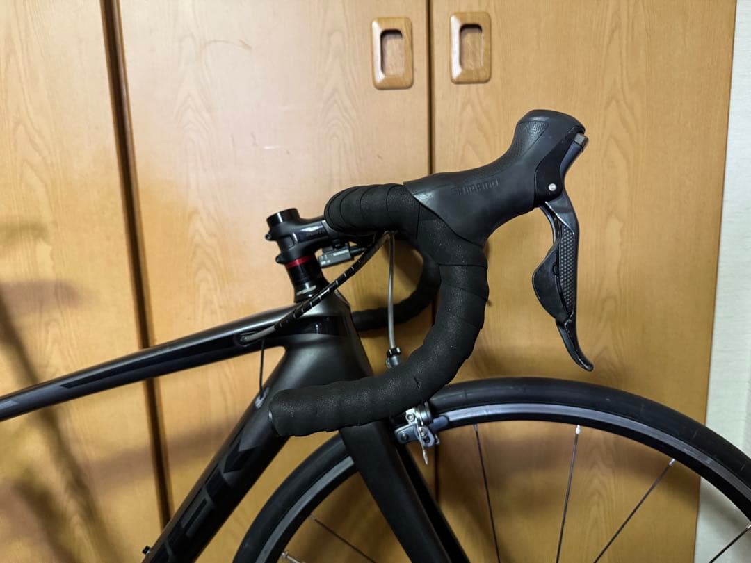 TREK EMONDA SL6 アルテグラDi2 11速　カスタム